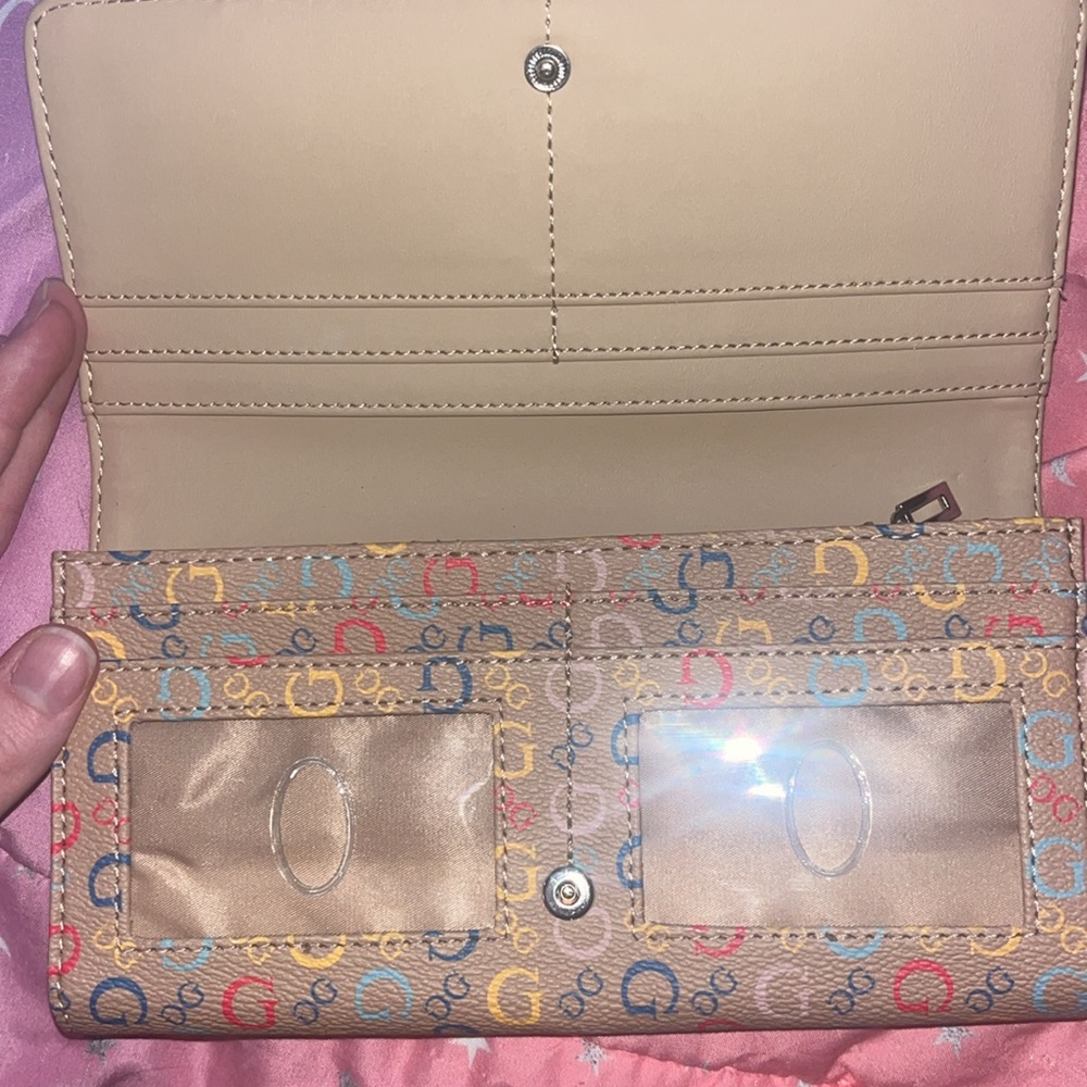 Guess Multi/Tan Wallet - Picture 3 of 3
